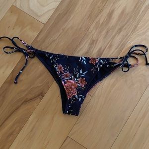 Billabong swim bottoms